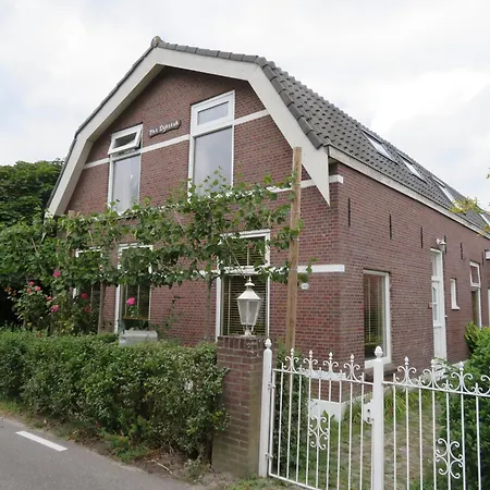 Het Dijkstuk Holiday home
